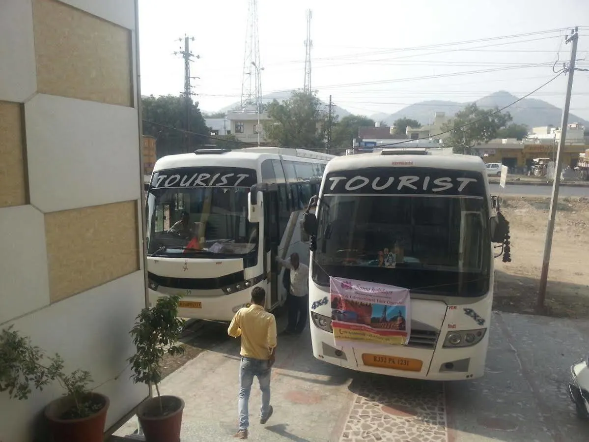 Hotel Pearl Palace Udaipur